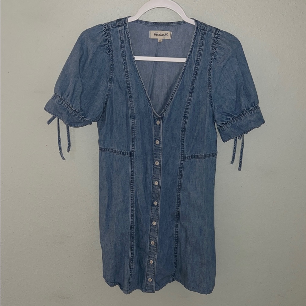 Madewell Denim Button-Front Mini Dress in Blue